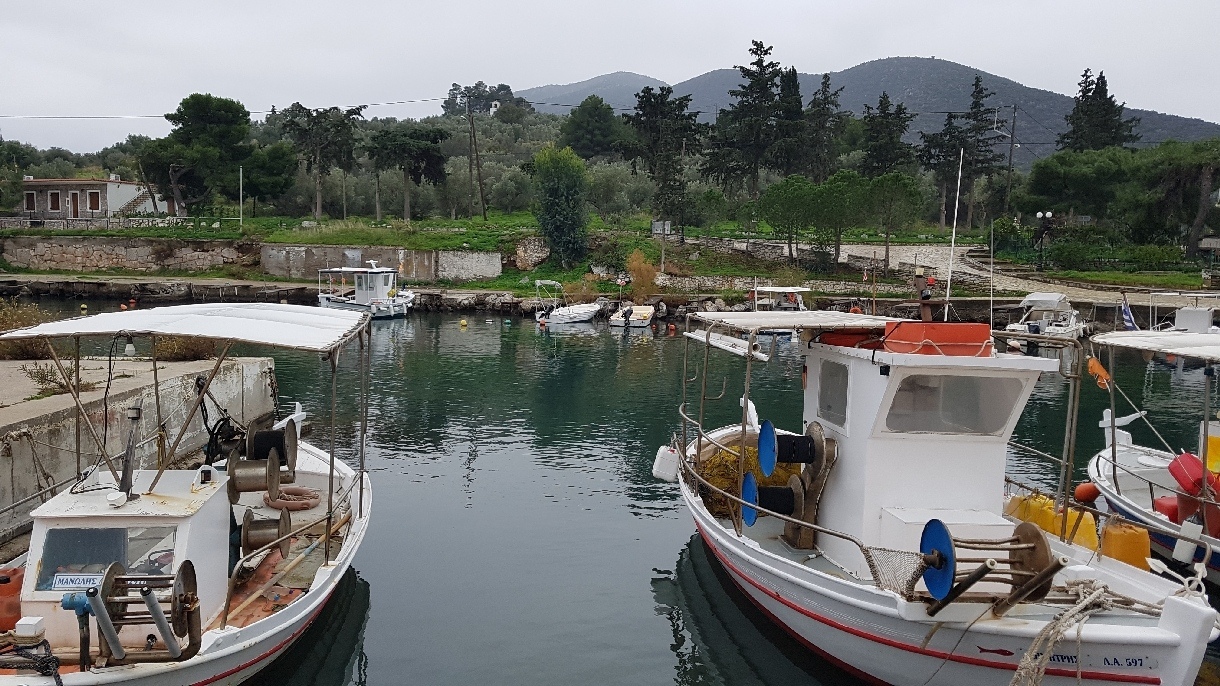 picturesque-harbour-05
